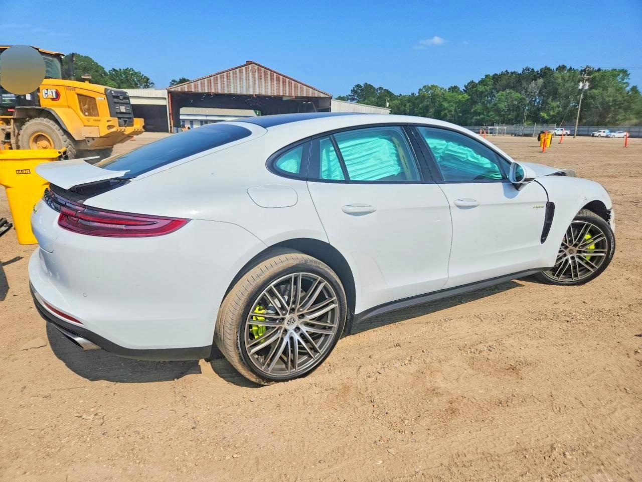 2019 Porsche Panamera 4 E-Hybrid - Фото 3