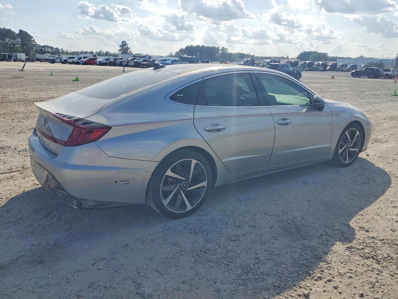 2021 Hyundai Sonata Sel Plus - Image 3