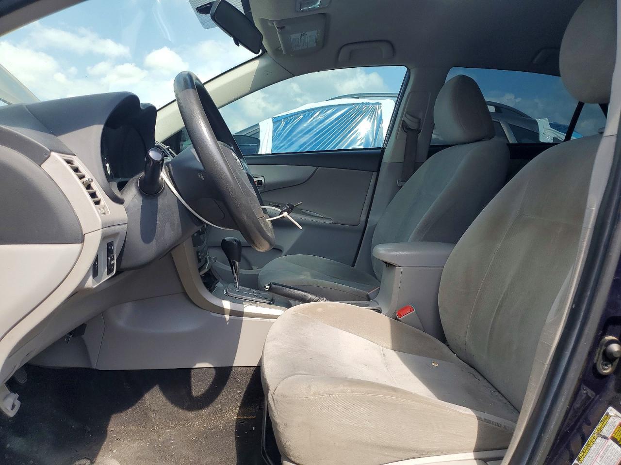 2013 Toyota Corolla Le - Фото 7