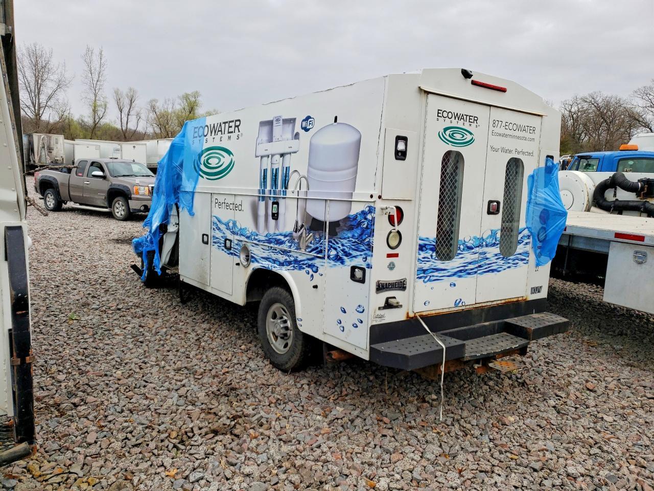 2016 Chevrolet Express Utility / Service Truck - Image 2