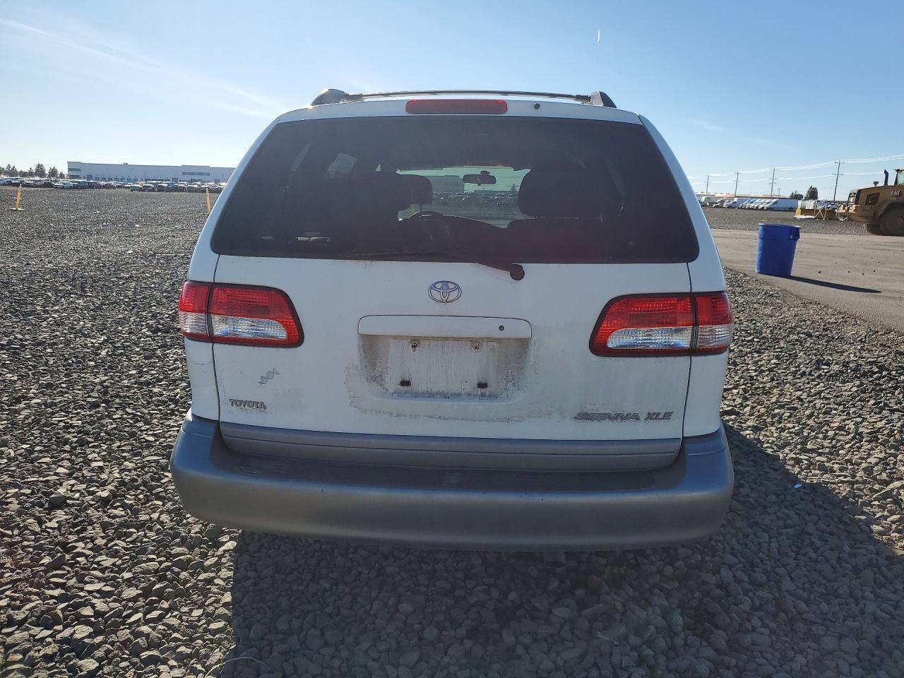 2002 Toyota Sienna Xle - Фото 6
