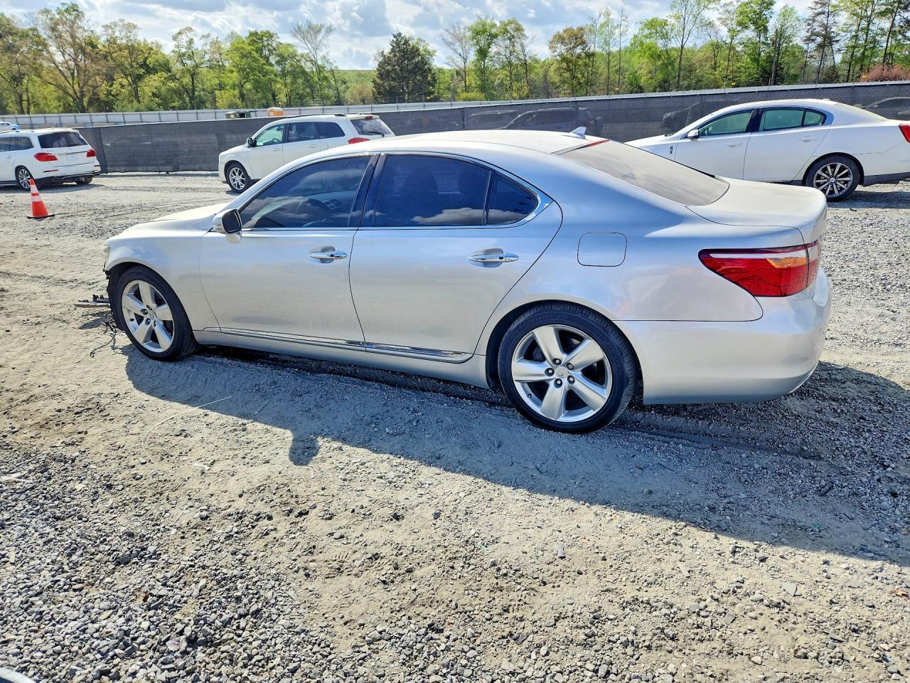 2011 Lexus Ls 460 Base - Image 2