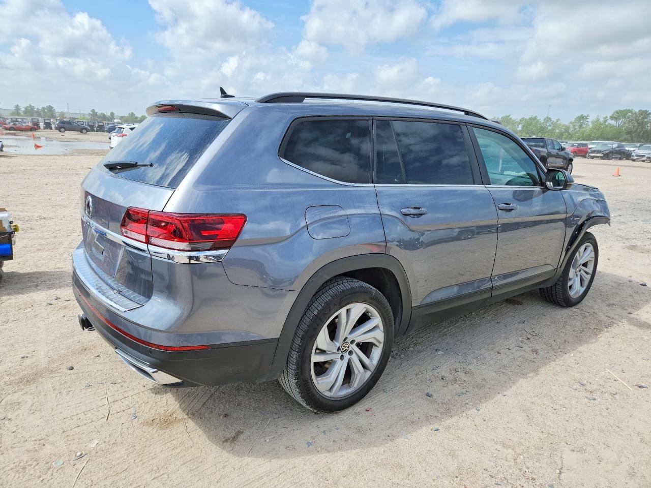 2023 Volkswagen Atlas Se - Фото 3