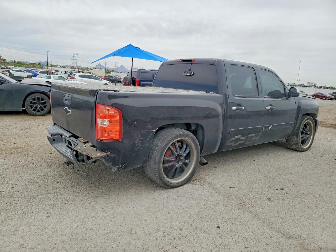2008 Chevrolet Silverado C1500 - Image 3