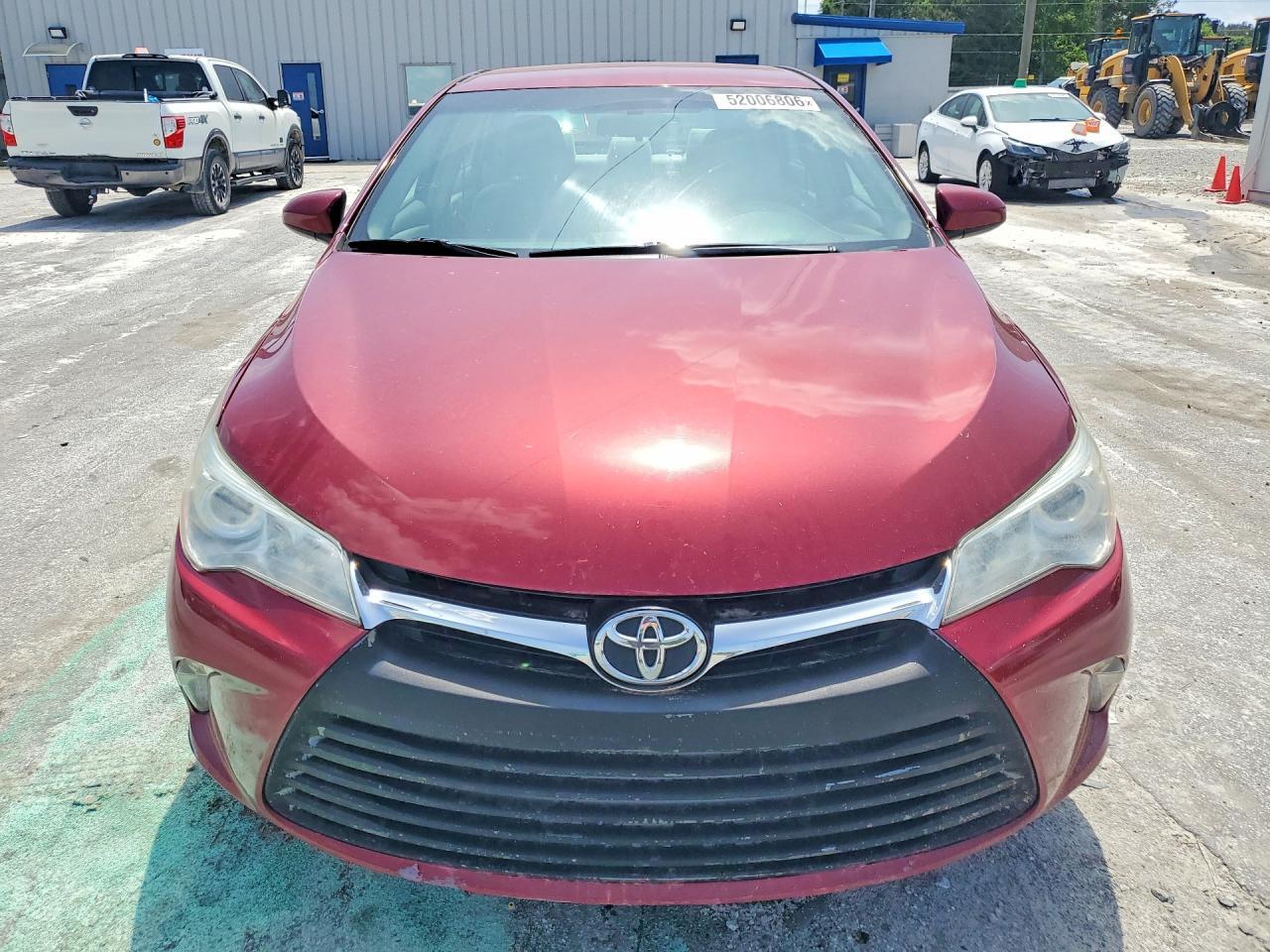 2016 Toyota Camry Le - Фото 5