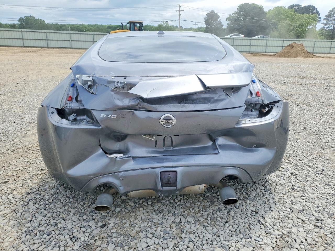 2017 Nissan 370Z Sport Tech - Фото 6