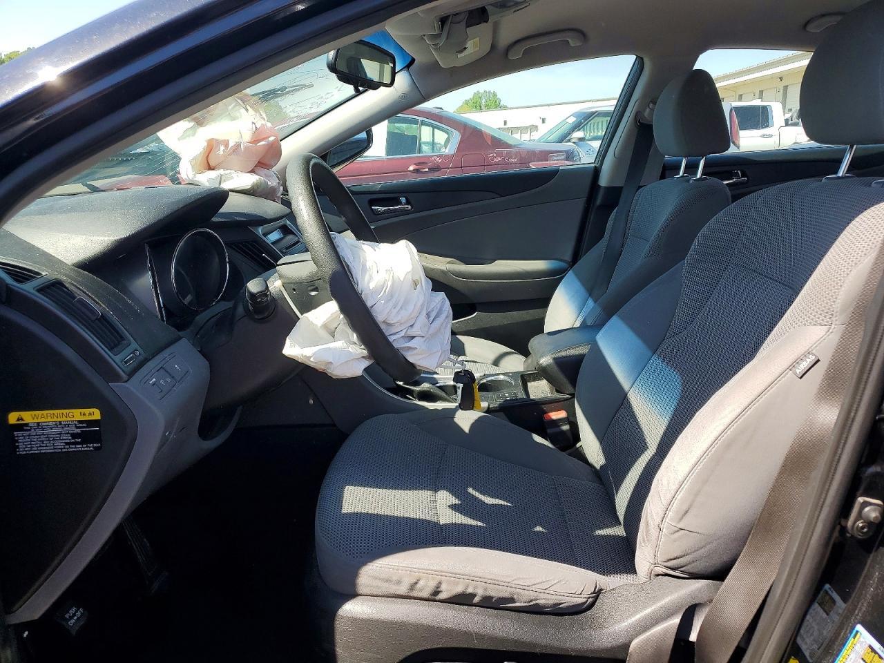 2014 Hyundai Sonata Gls - Image 7