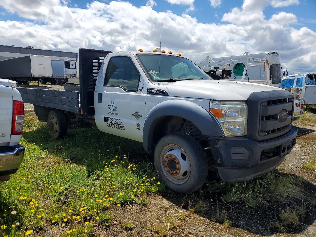 2015 Ford F550 Super - Фото 4