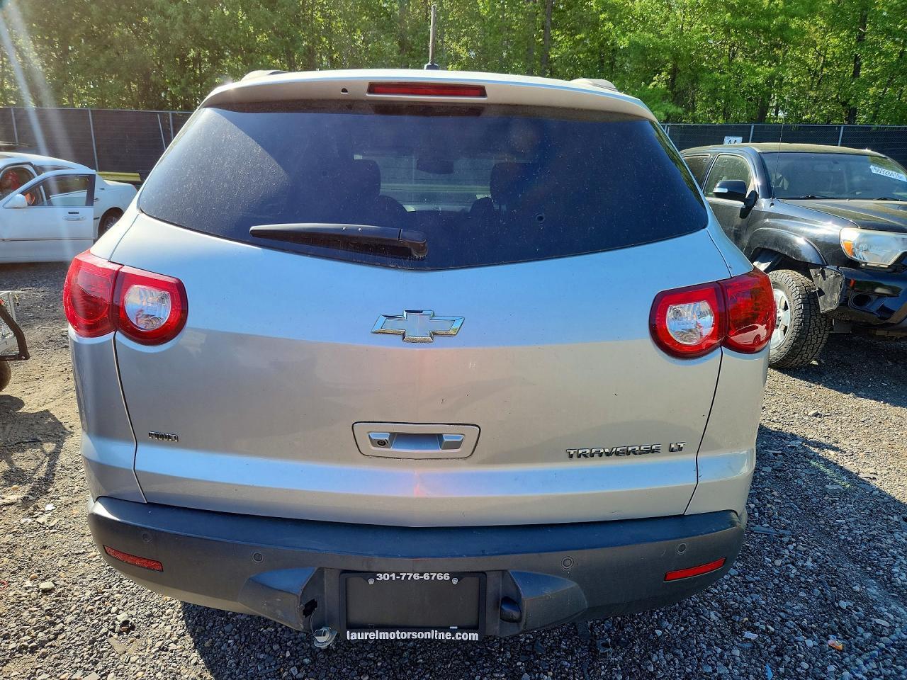 2011 Chevrolet Traverse Lt - Image 6