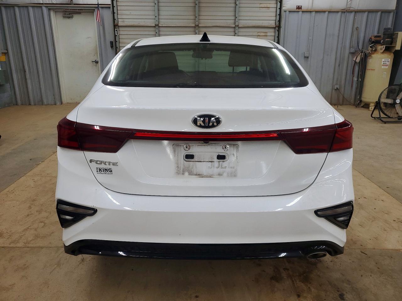 2021 Kia Forte Lxs - Фото 6