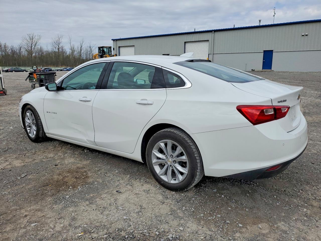2025 Chevrolet Malibu Lt - Image 2