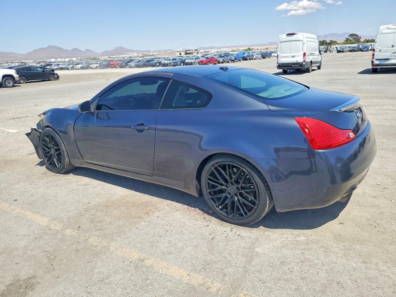 2008 Infiniti G37 Base - Фото 2