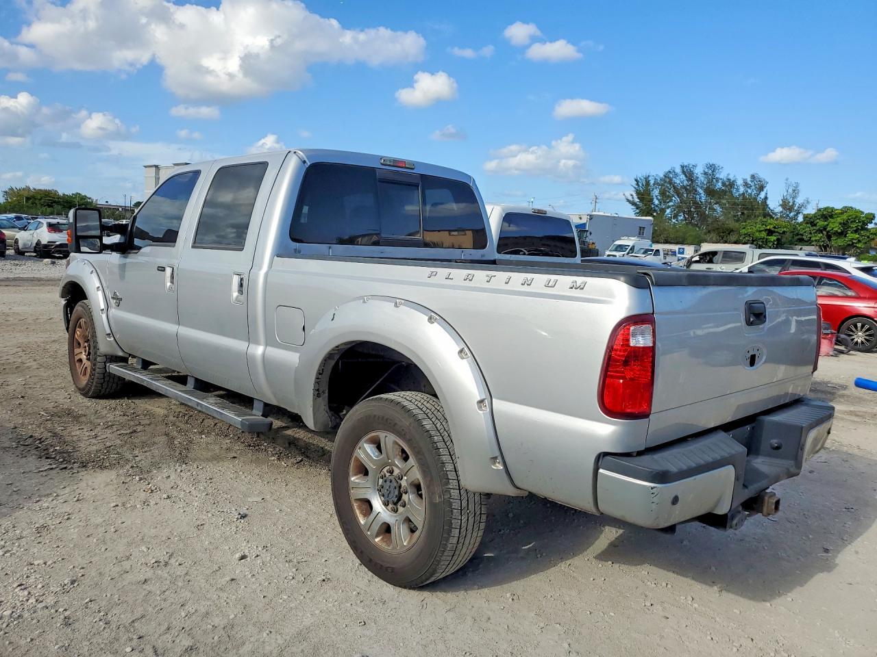 2013 Ford F250 Super Duty - Фото 2