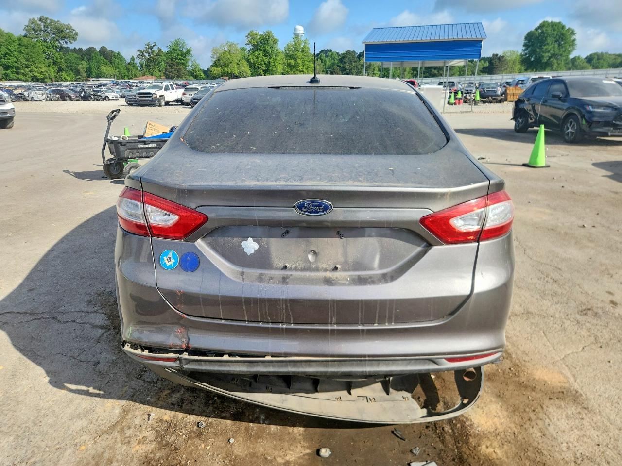 2013 Ford Fusion S - Фото 6