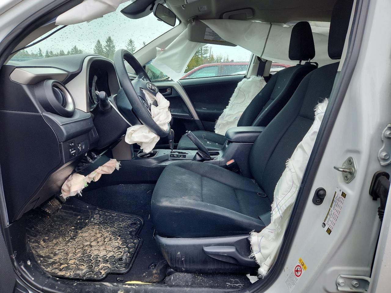 2018 Toyota Rav4 Le - Image 7