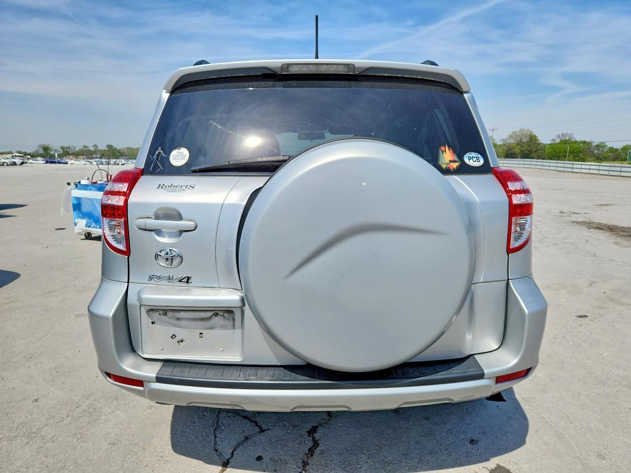 2011 Toyota Rav4 Base - Фото 6
