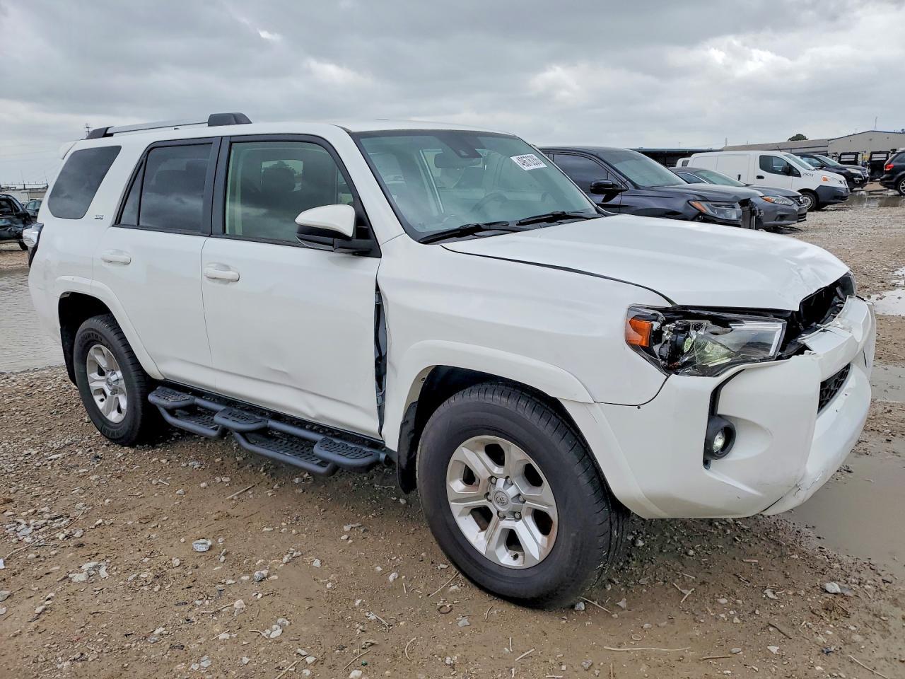 2024 Toyota 4Runner Sr5 - Фото 4