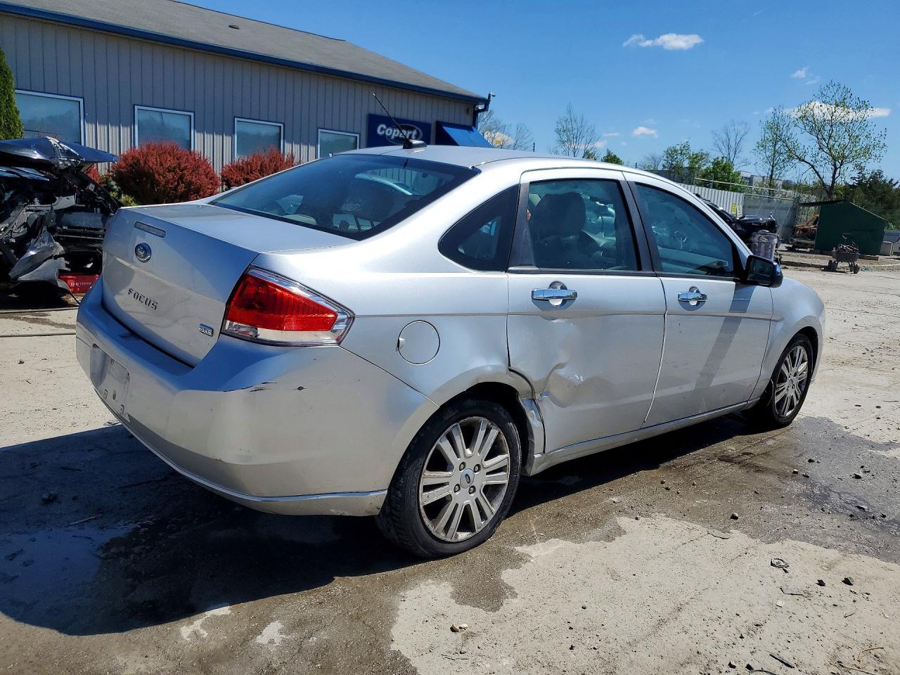 2010 Ford Focus Sel - Image 3