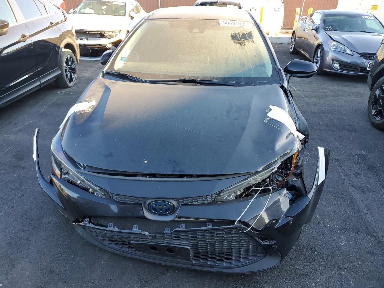2021 Toyota Corolla Le - Image 5