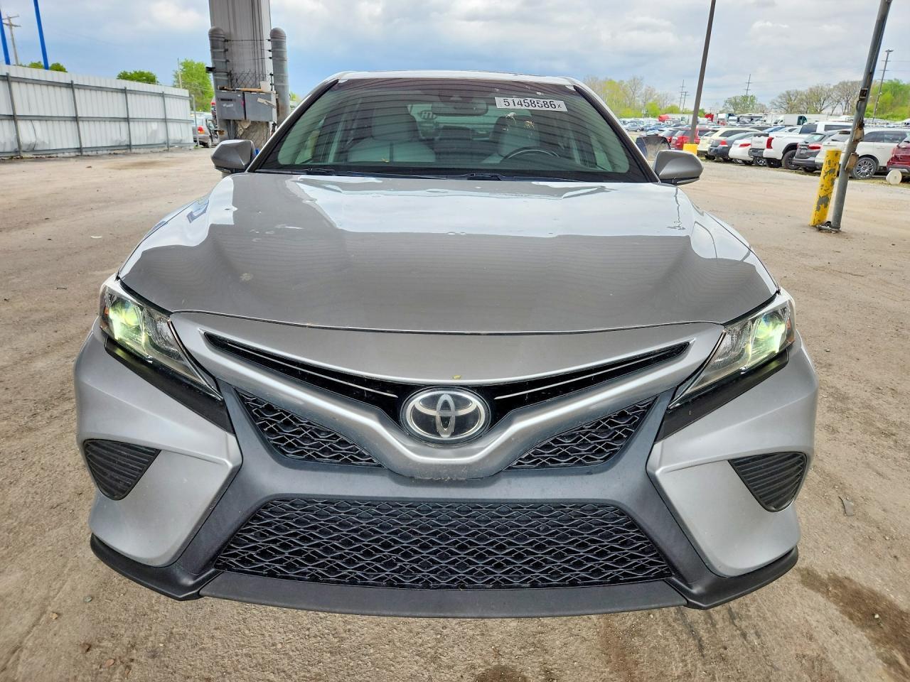 2018 Toyota Camry Se - Фото 5