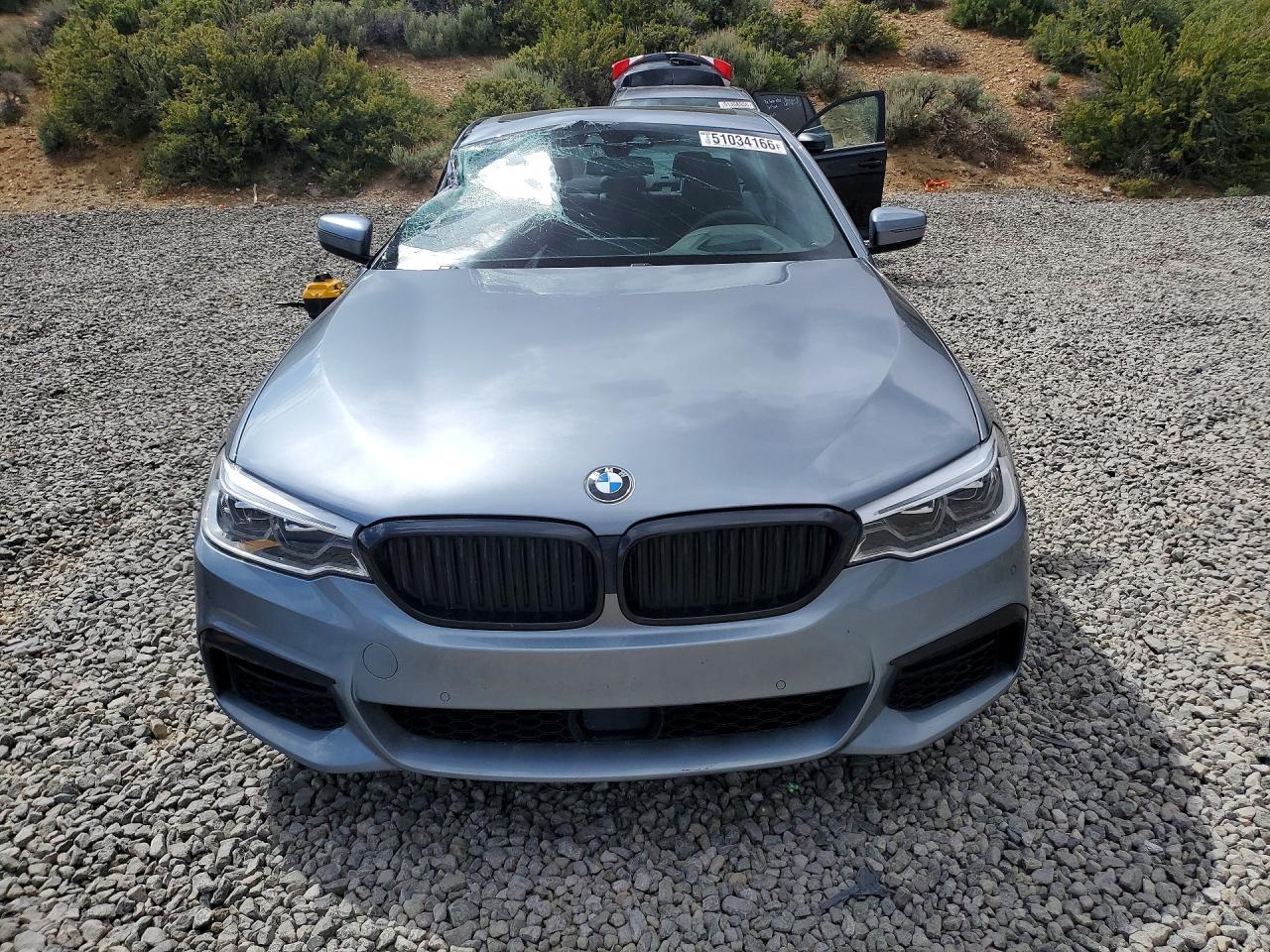 2019 BMW 530 I - Image 5