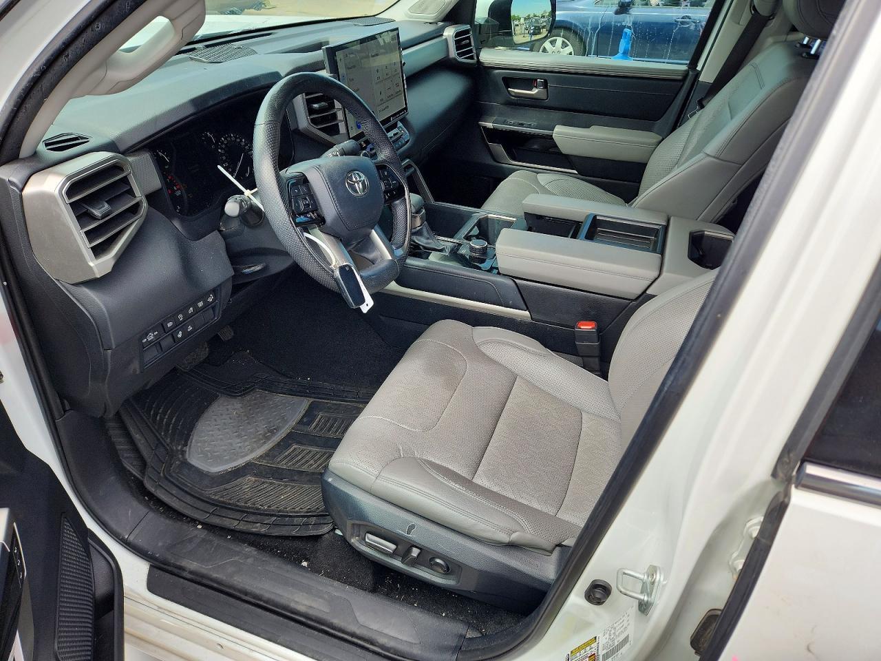 2022 Toyota Tundra - Фото 7