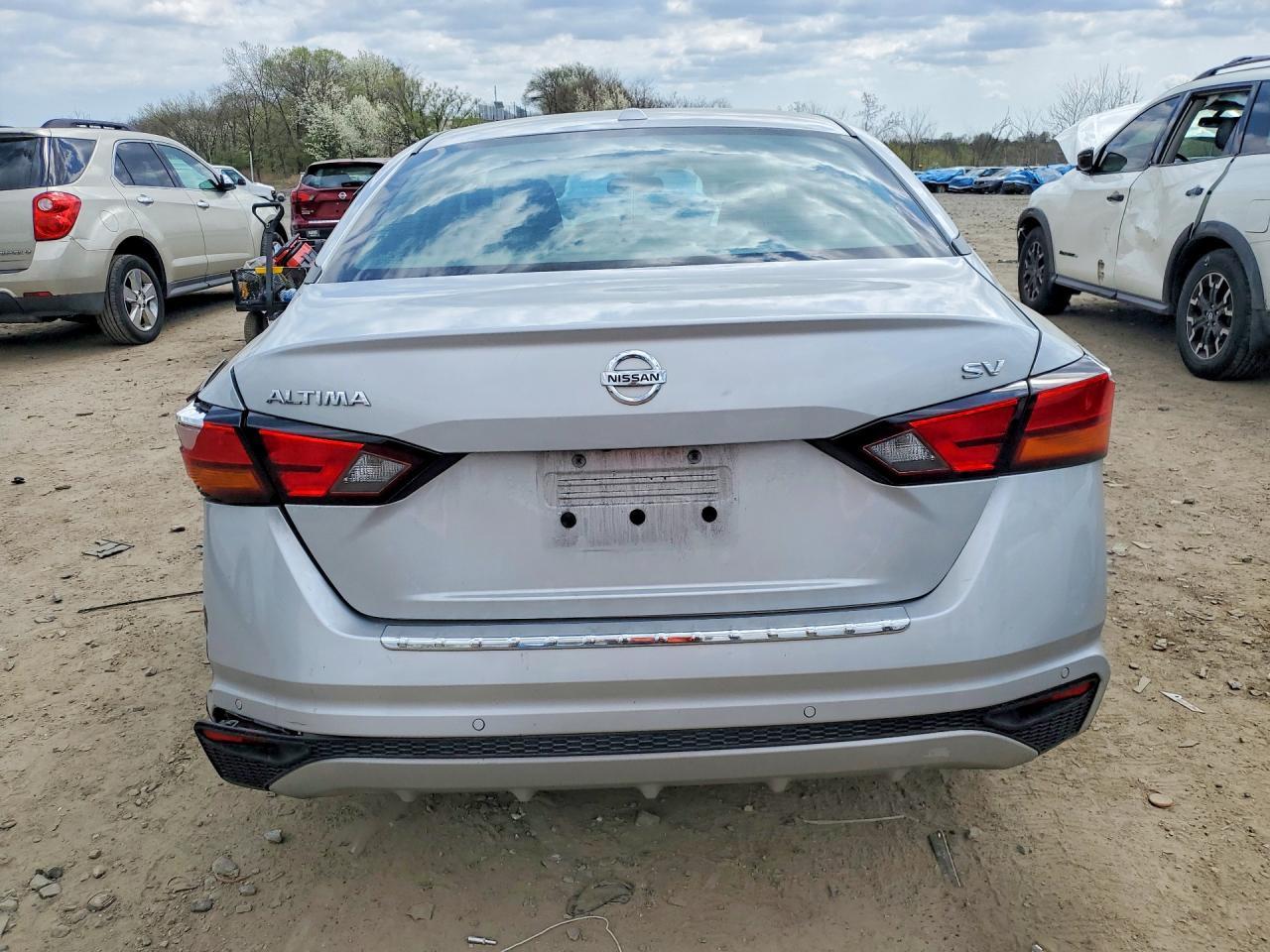 2021 Nissan Altima 2.5 Sv - Фото 6