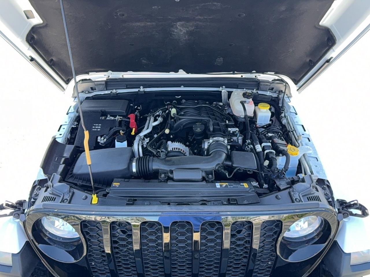 2023 Jeep Gladiator Sport - Image 7