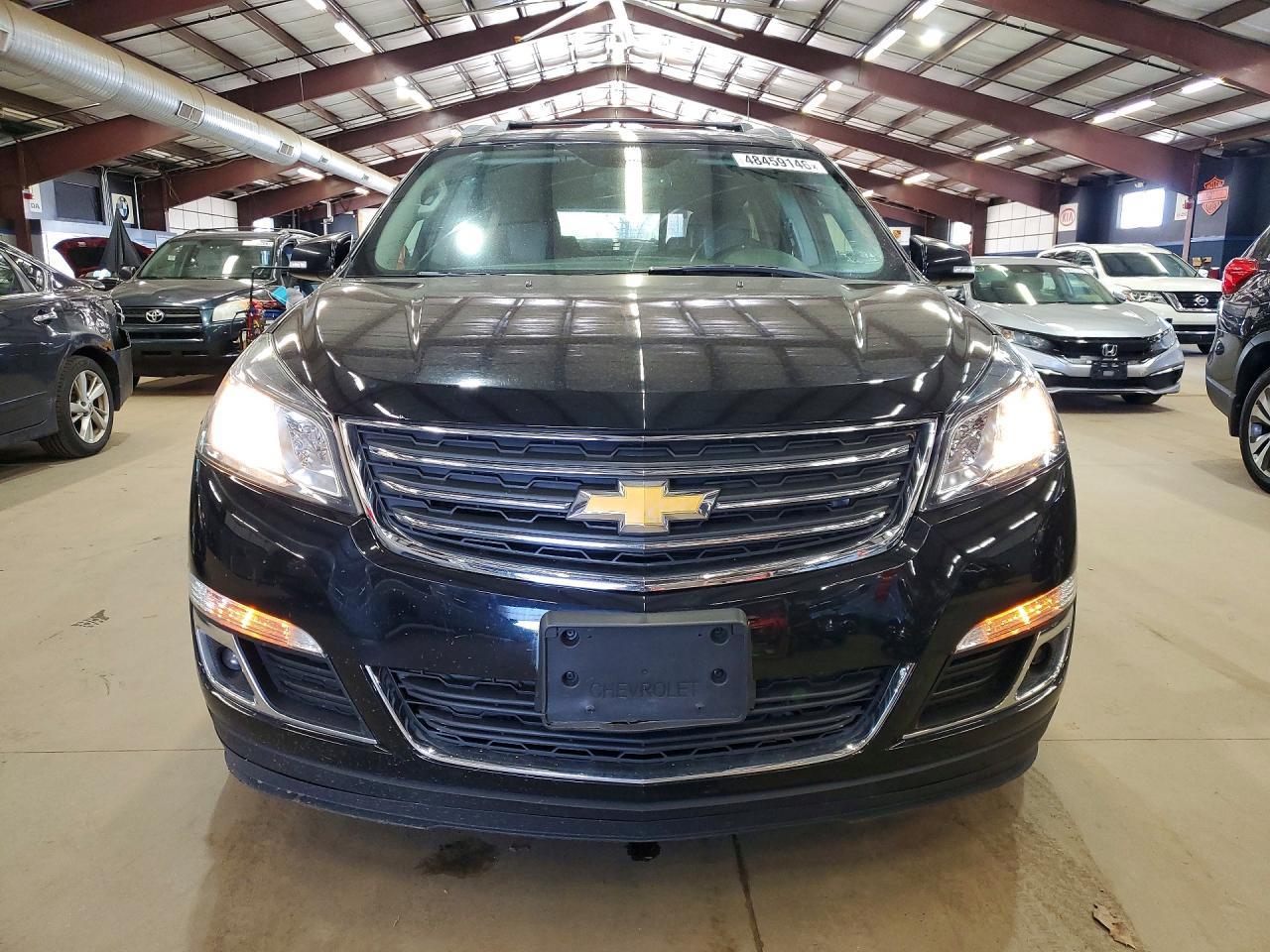 2017 Chevrolet Traverse Lt - Image 5