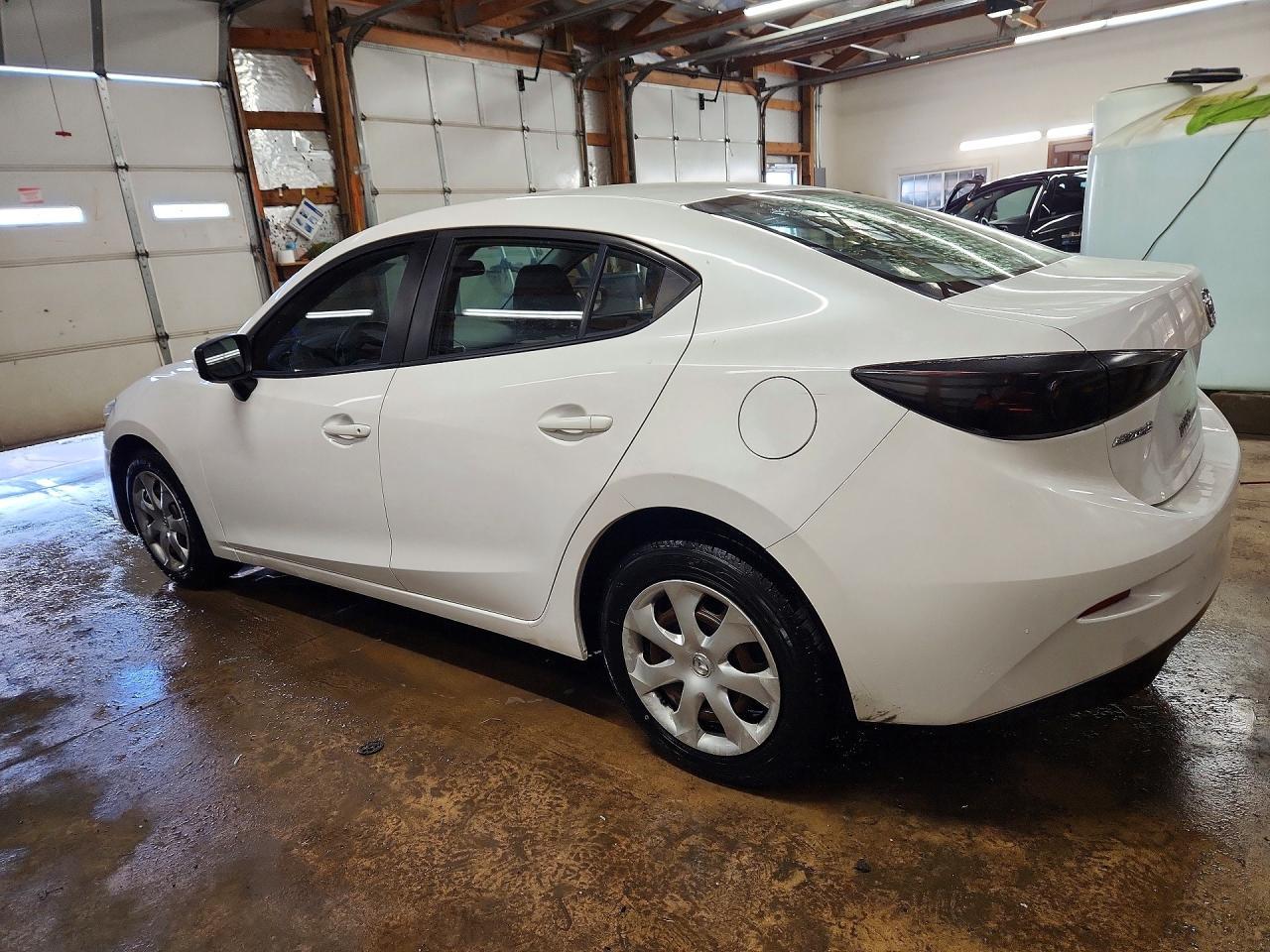 2018 Mazda 3 Sport - Фото 2