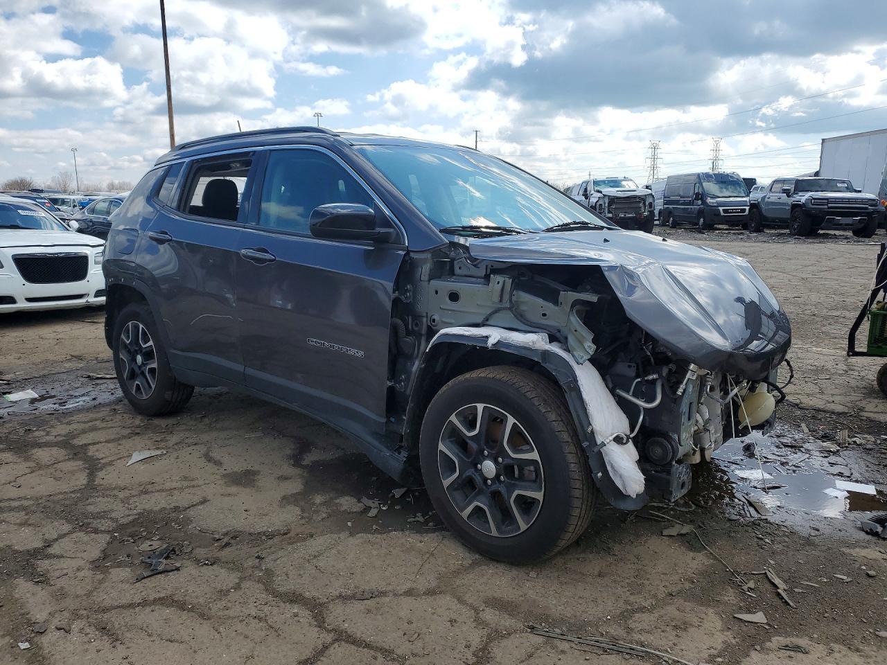2022 Jeep Compass Latitude - Фото 4