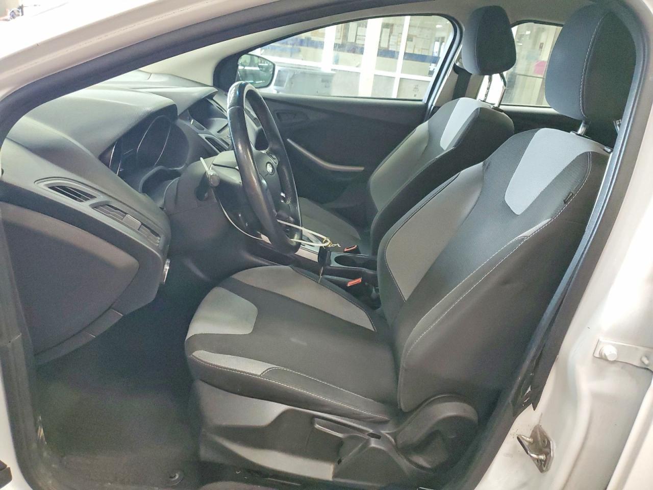 2012 Ford Focus Se - Фото 7