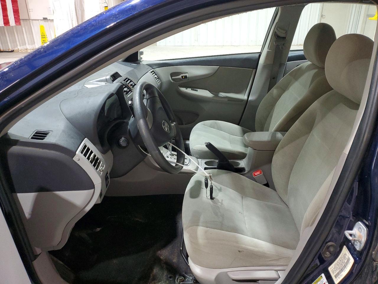 2013 Toyota Corolla Le - Image 7
