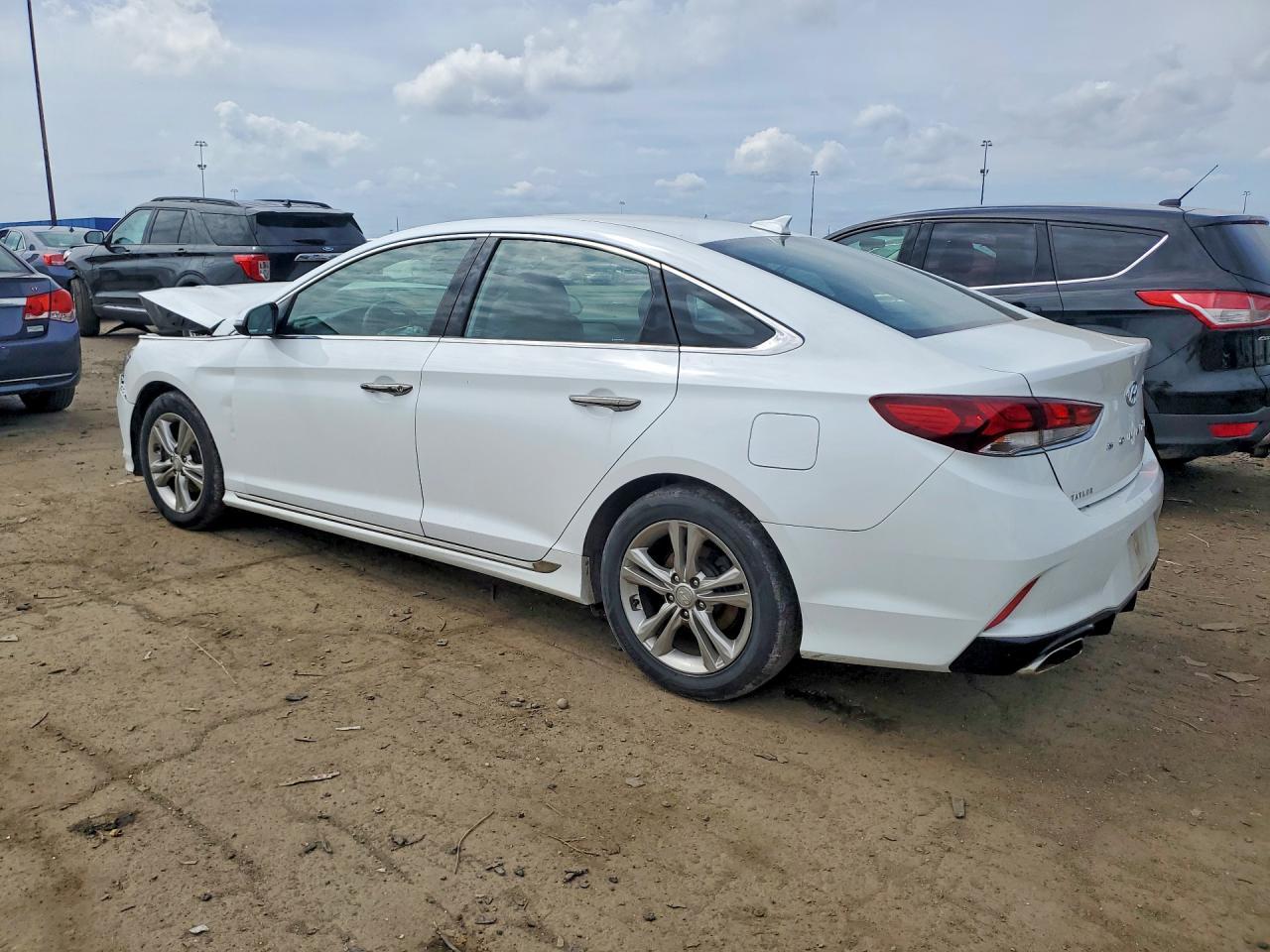 2019 Hyundai Sonata Sport - Фото 2