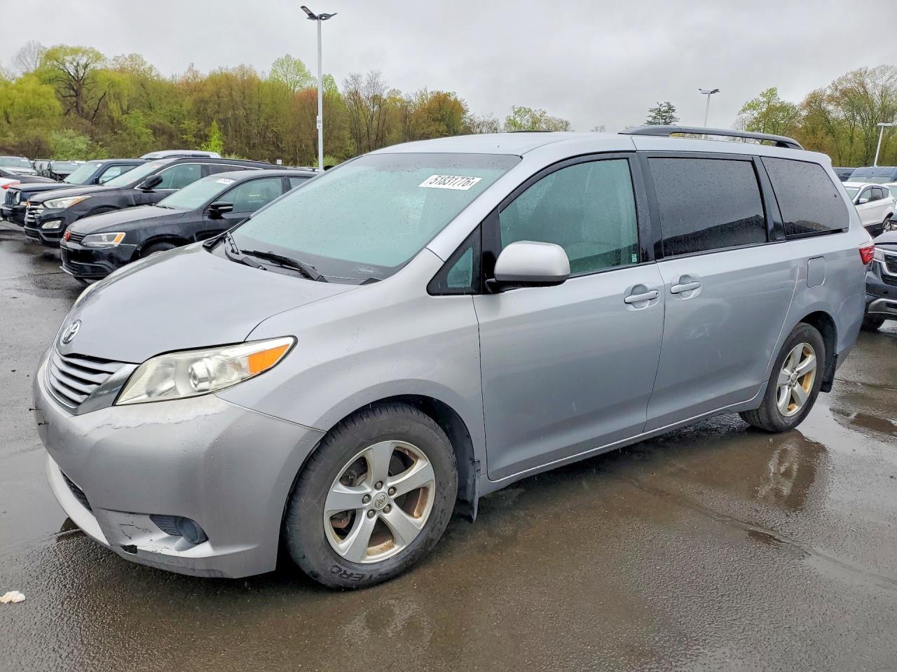 2017 Toyota Sienna Le