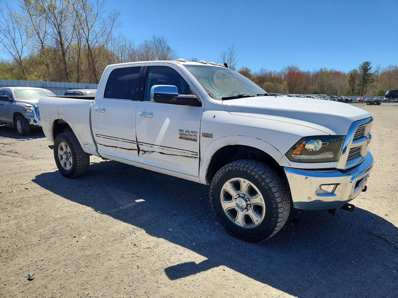2017 Ram 2500 Laramie - Фото 4