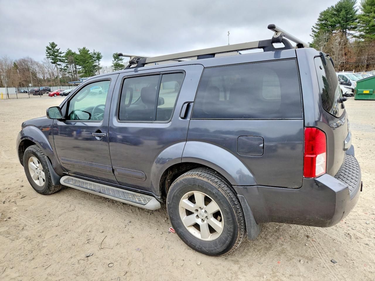 2012 Nissan Pathfinder S - Фото 2