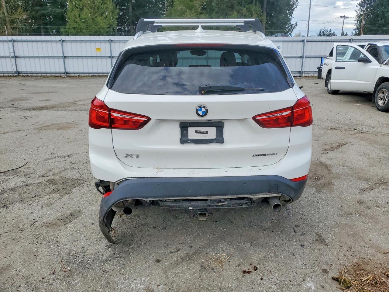 2018 BMW X1 xDrive28I - Фото 6