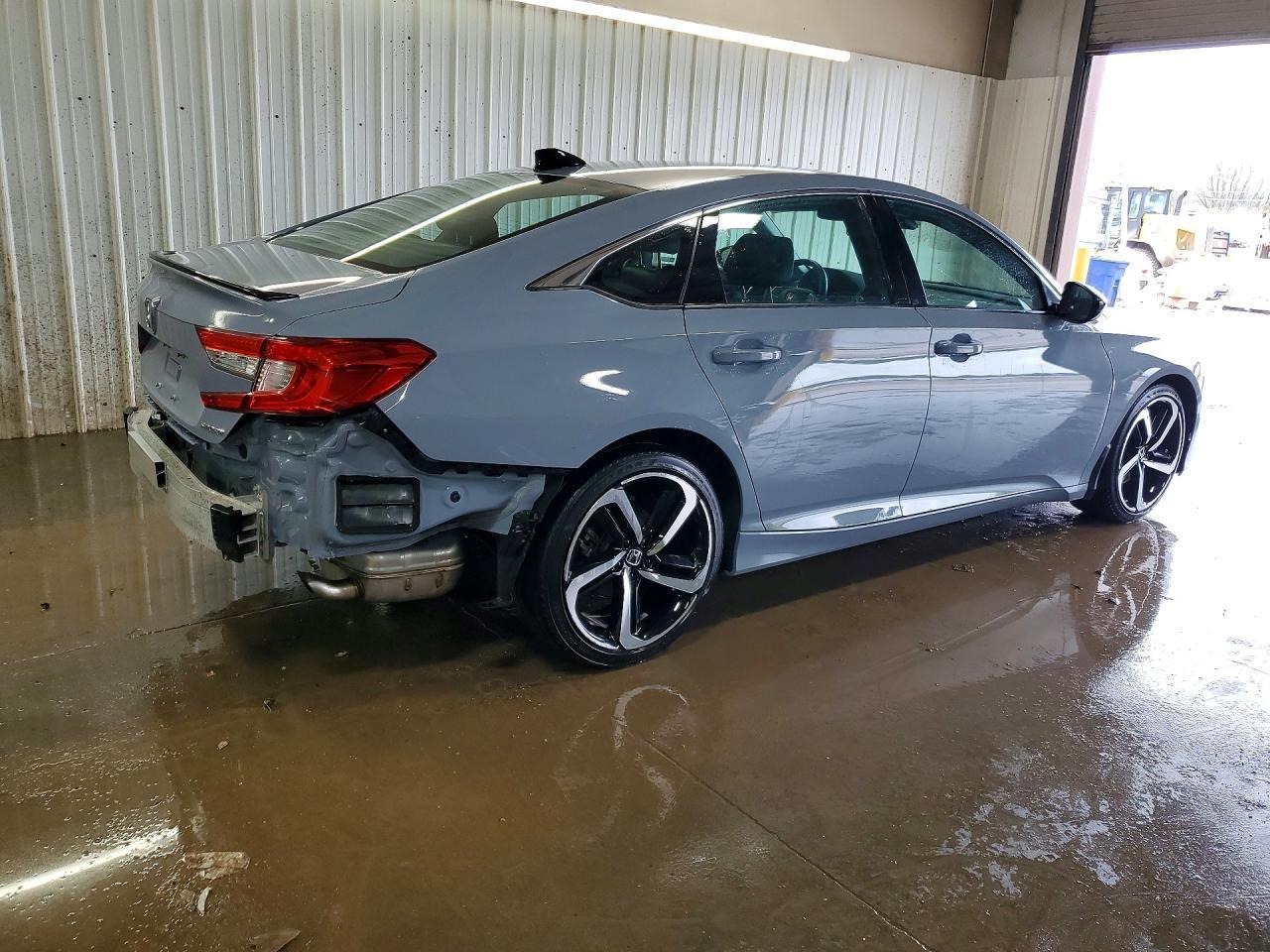 2022 Honda Accord Sport - Фото 3