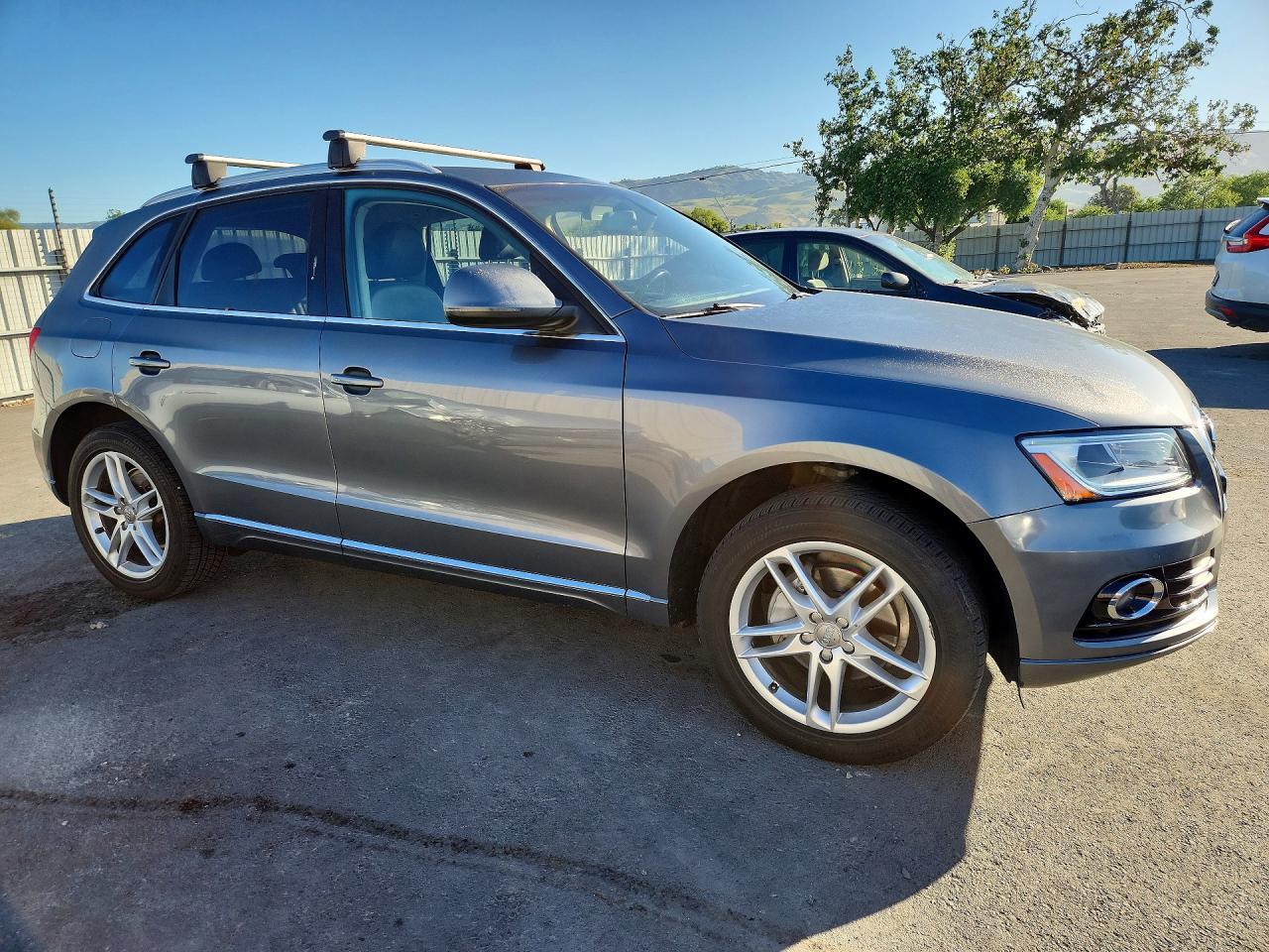 2014 Audi Q5 Premium Plus - Image 4