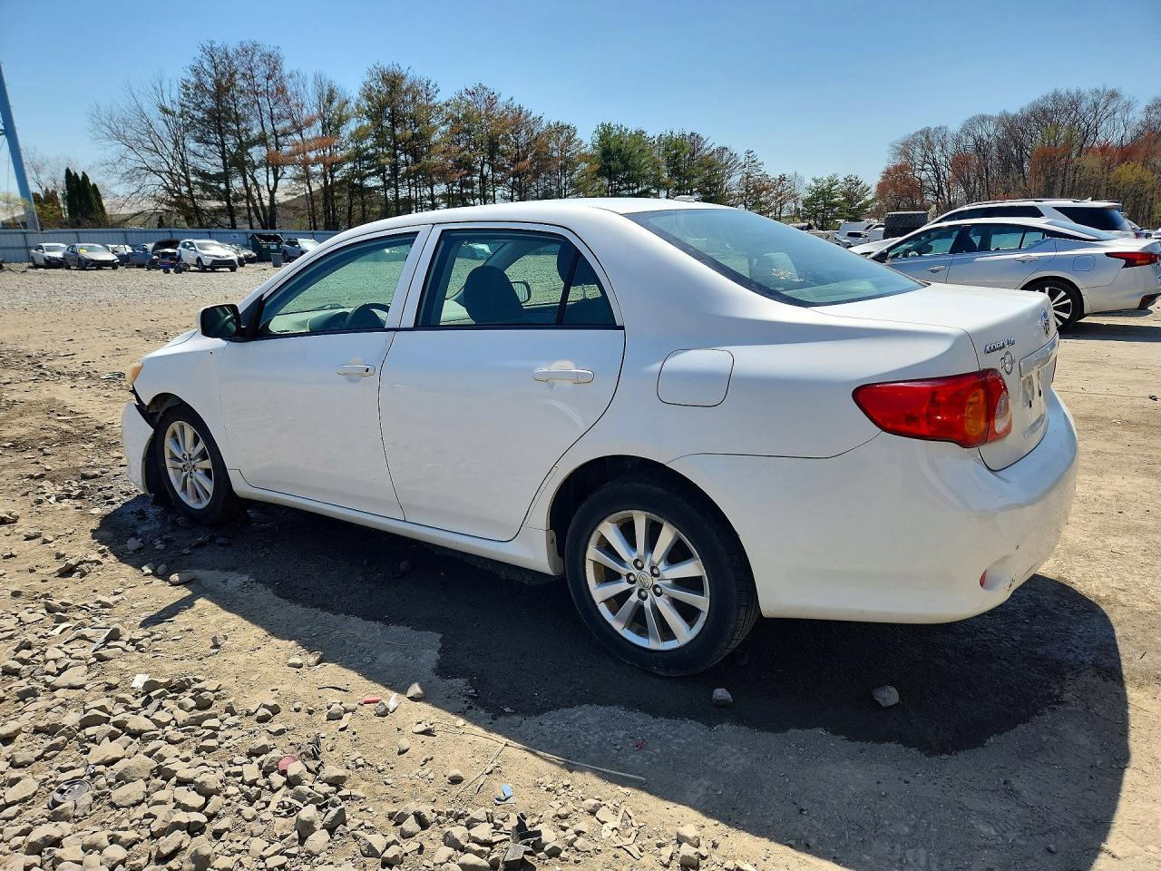 2009 Toyota Corolla Le - Фото 2