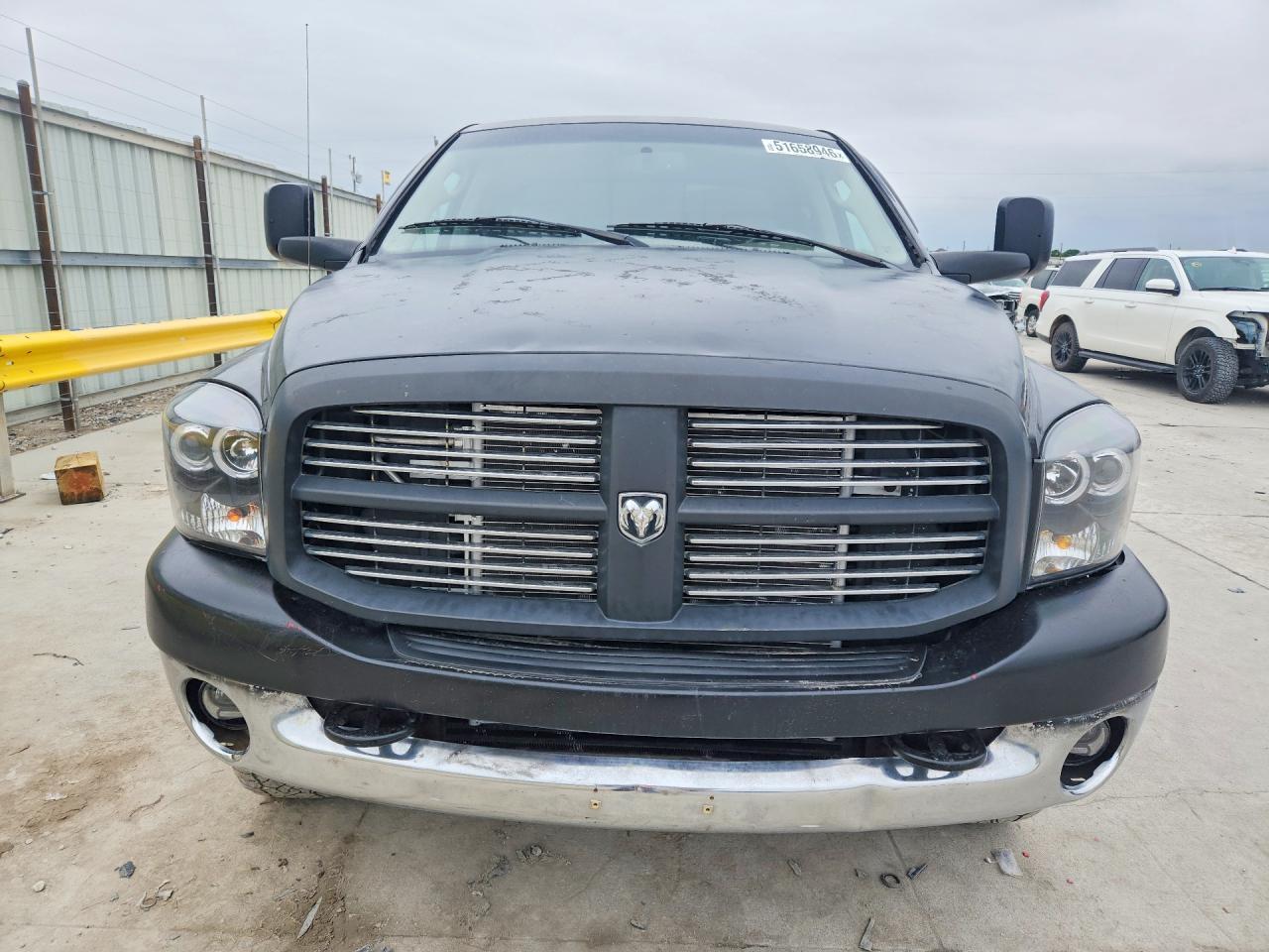 2007 Dodge Ram 2500 St - Фото 5