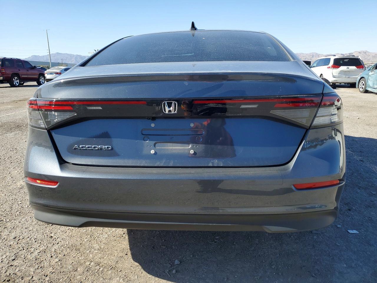 2025 Honda Accord Se - Image 6