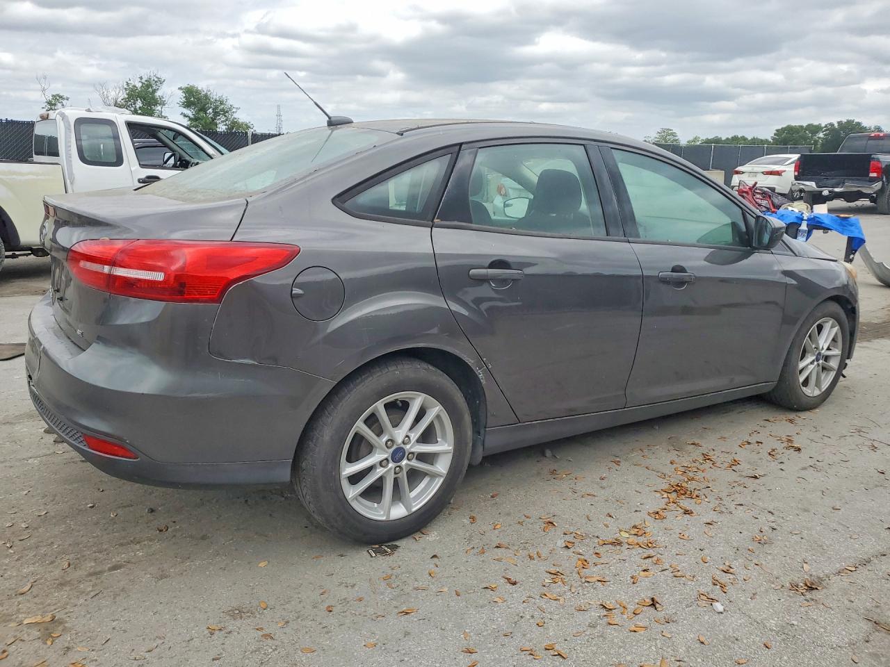2018 Ford Focus Se - Фото 3