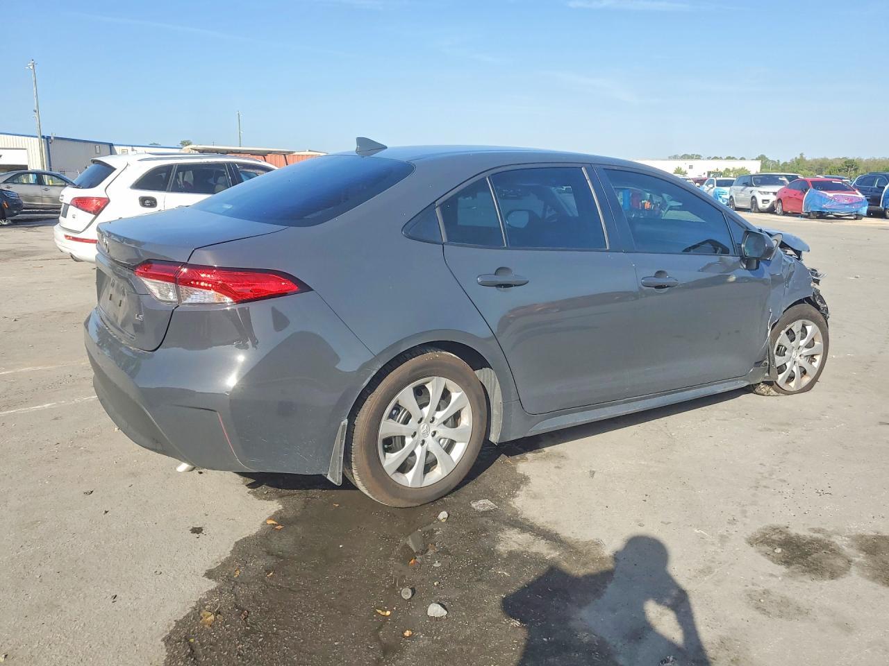 2026 Toyota Corolla Le - Image 3