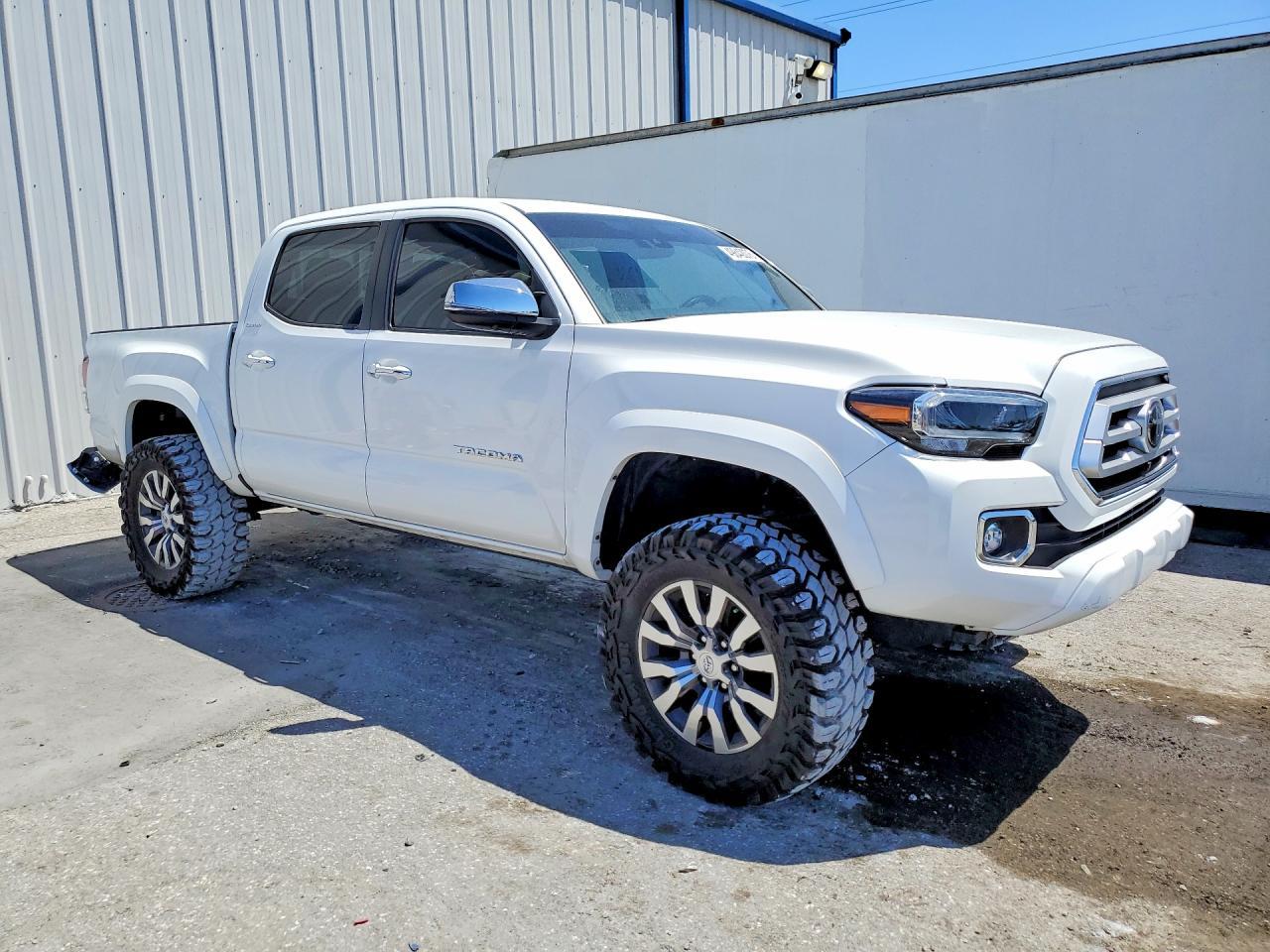 2023 Toyota Tacoma Limited - Фото 4
