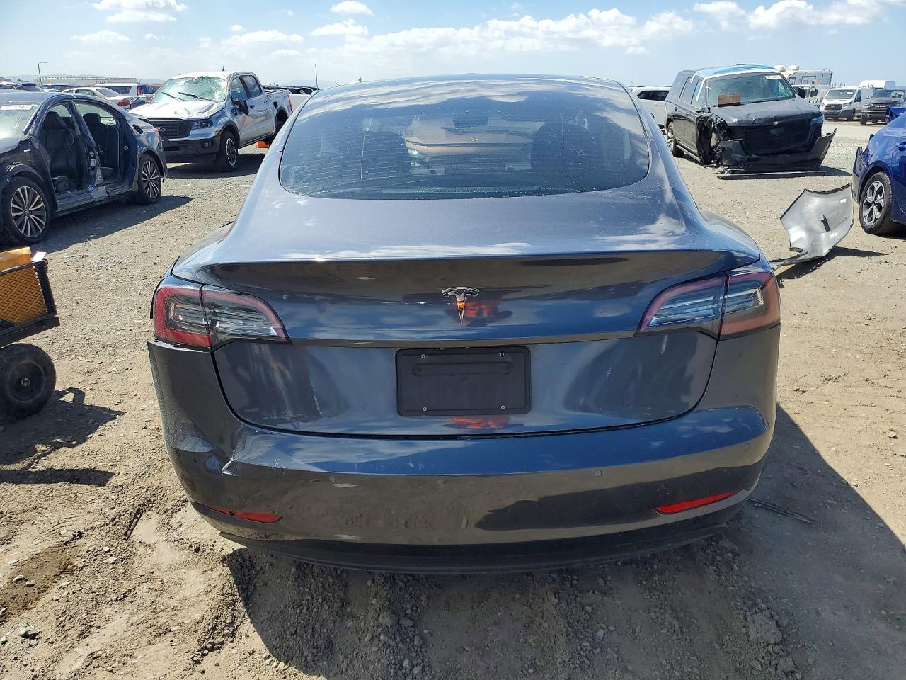 2021 Tesla Model 3 - Image 6