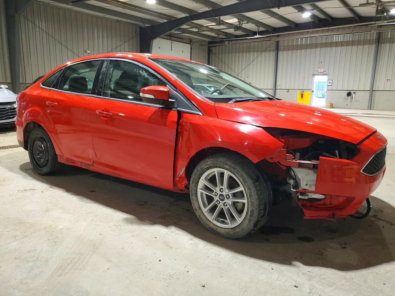 2017 Ford Focus Se - Фото 4