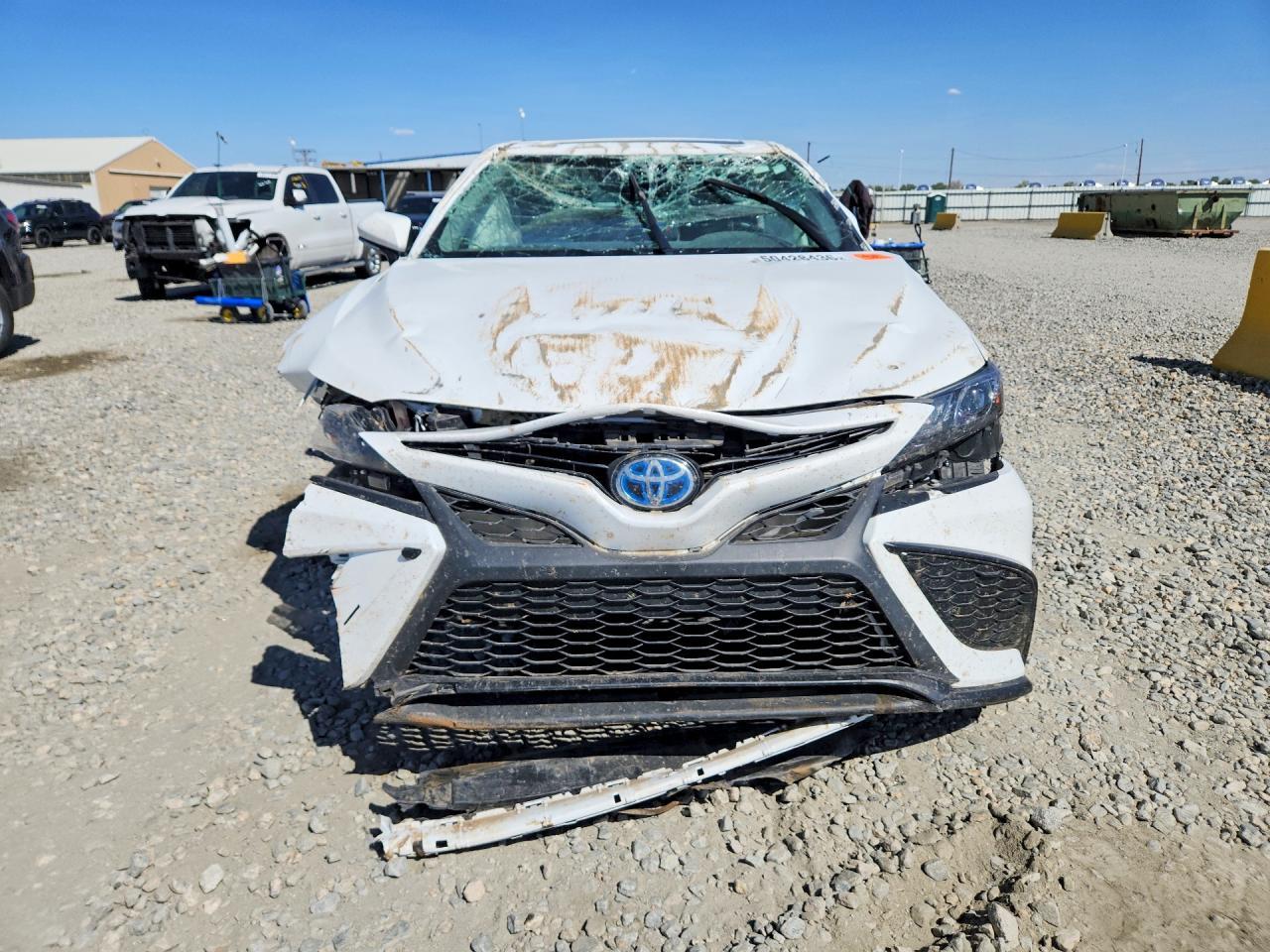 2024 Toyota Camry Hybrid Se - Image 5