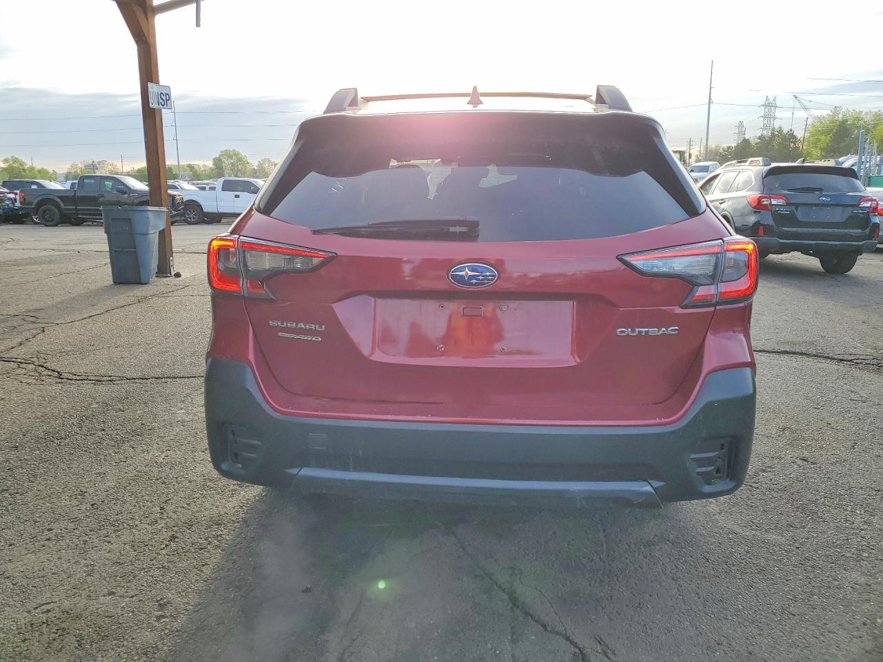 2020 Subaru Outback Premium - Фото 6